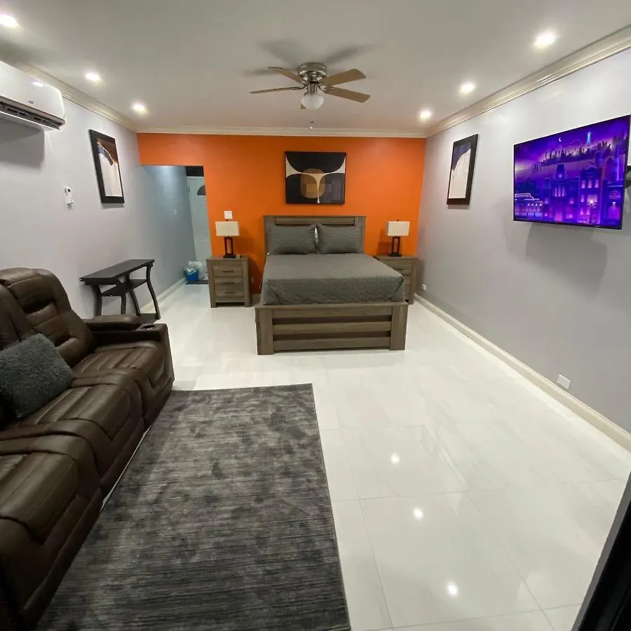 K&S Luxury Apartments مونتيغو باي
