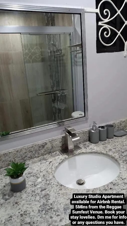 K&S Luxury Apartments مونتيغو باي